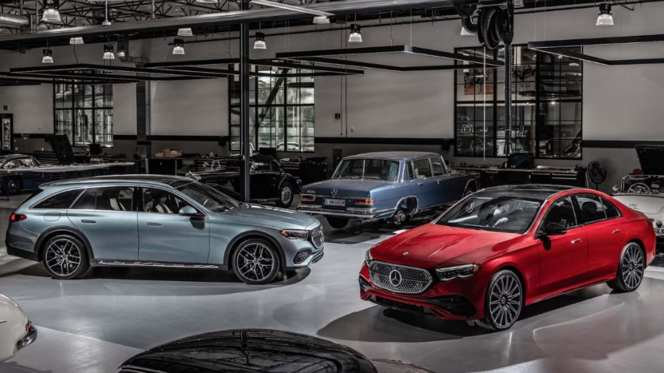 موتور ترند خودروی برتر 2025 بنز E کلاس